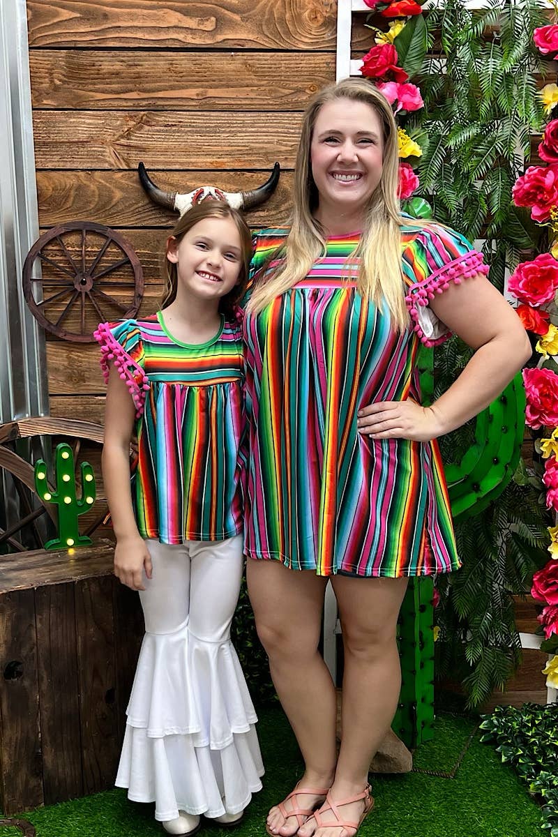 MOM SERAPE PRINTED TUNIC WITH POM POM TRIM
