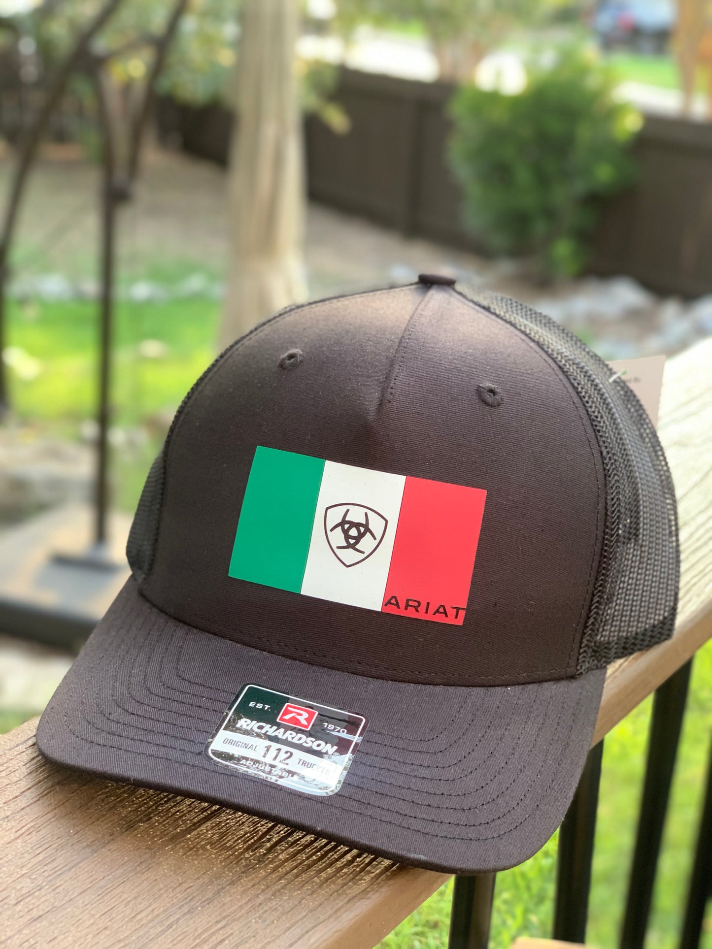 ARIAT MENS R112 SNAP BACK MEXICO FLAG BLACK