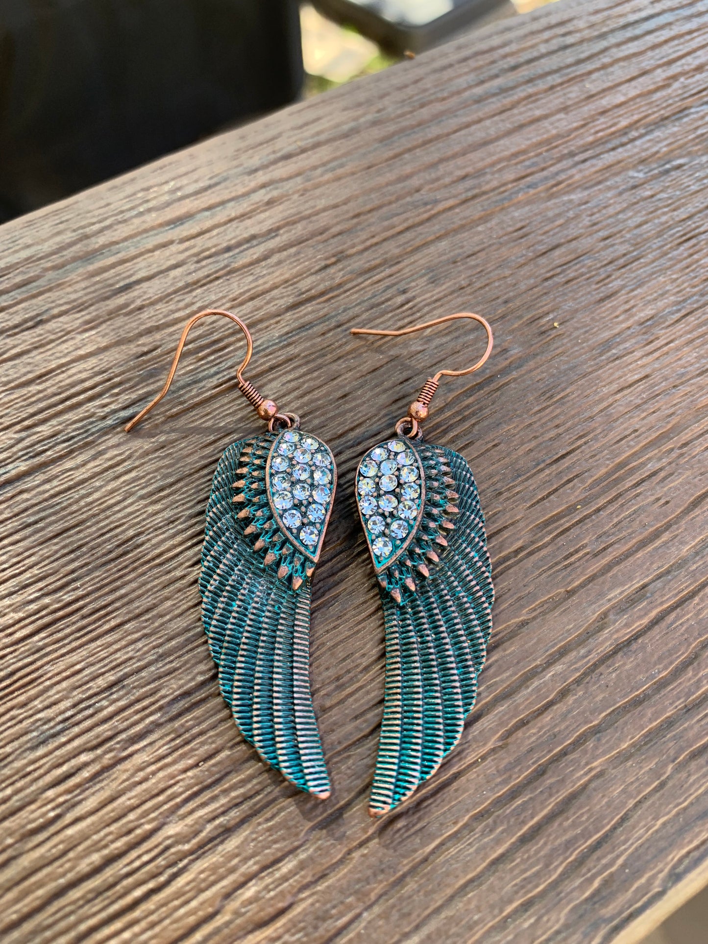 Earrings feathers w/stones
