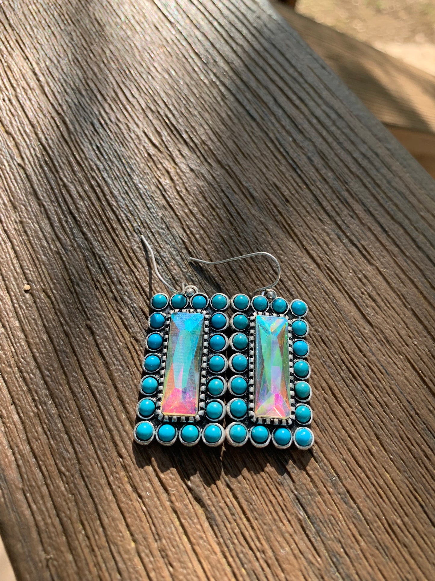 WESTERN RECTANGLE TURQUOISE STONE DANGLE EARRING