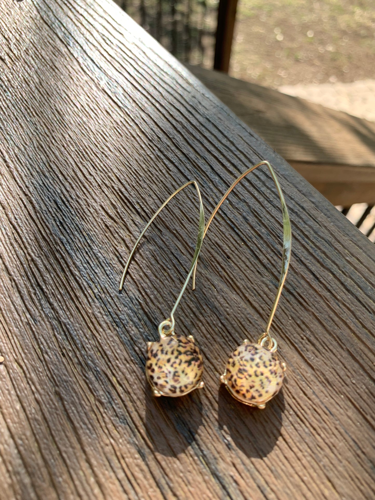 RHINESTONE DANGLE EARRING