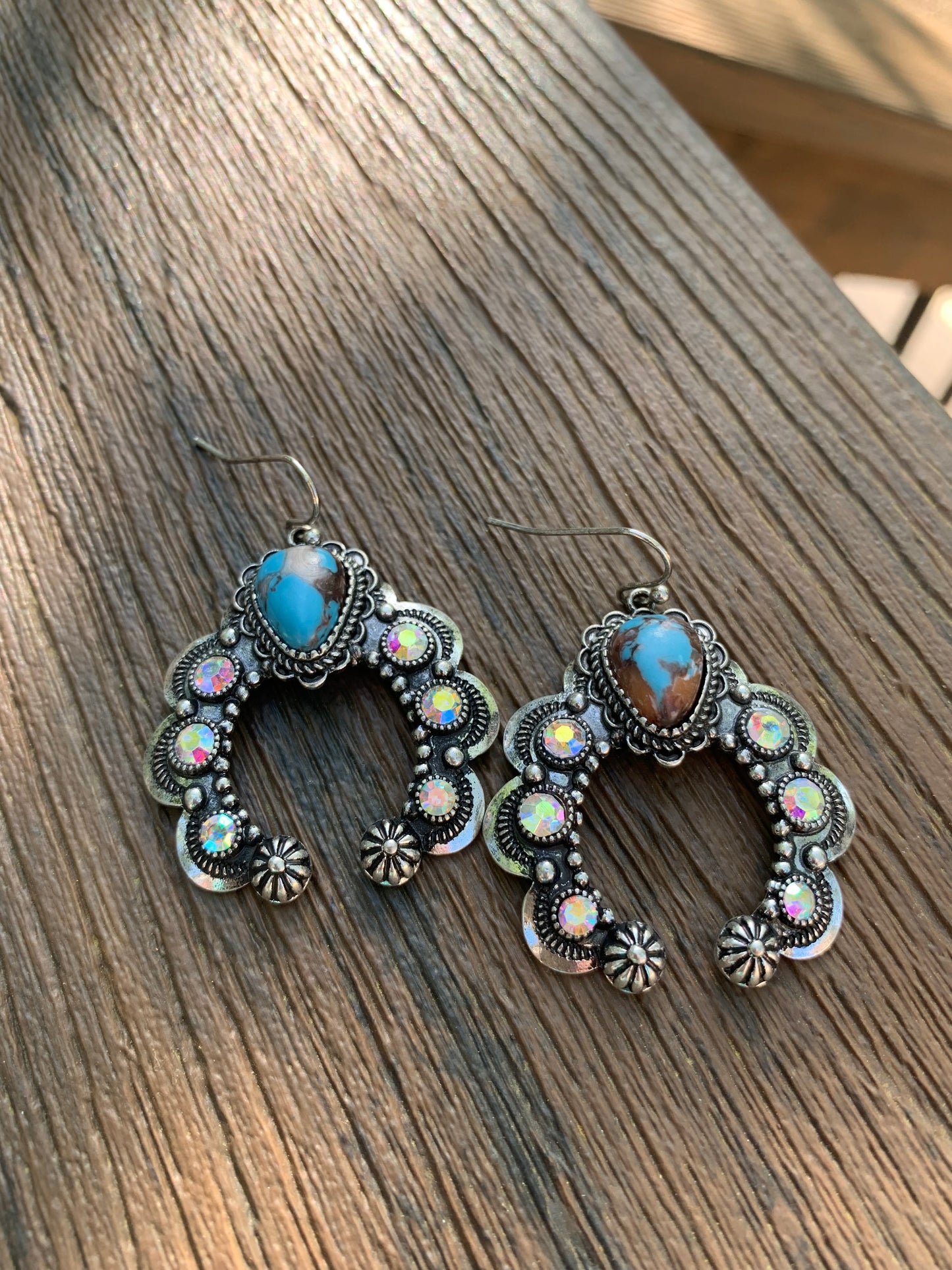 WESTERN SQUASH BLOSSOM TURQUOISE STONE EARRING