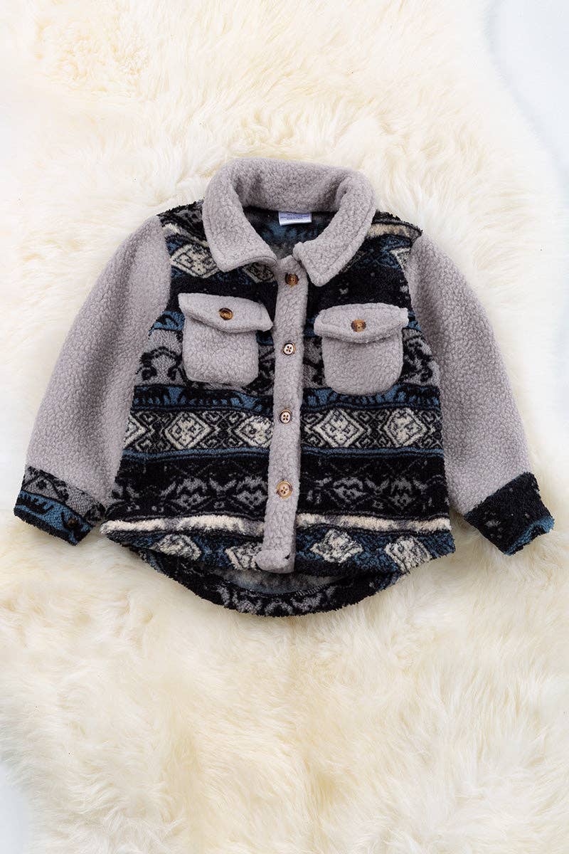 Black geometric sherpa shacket with gray