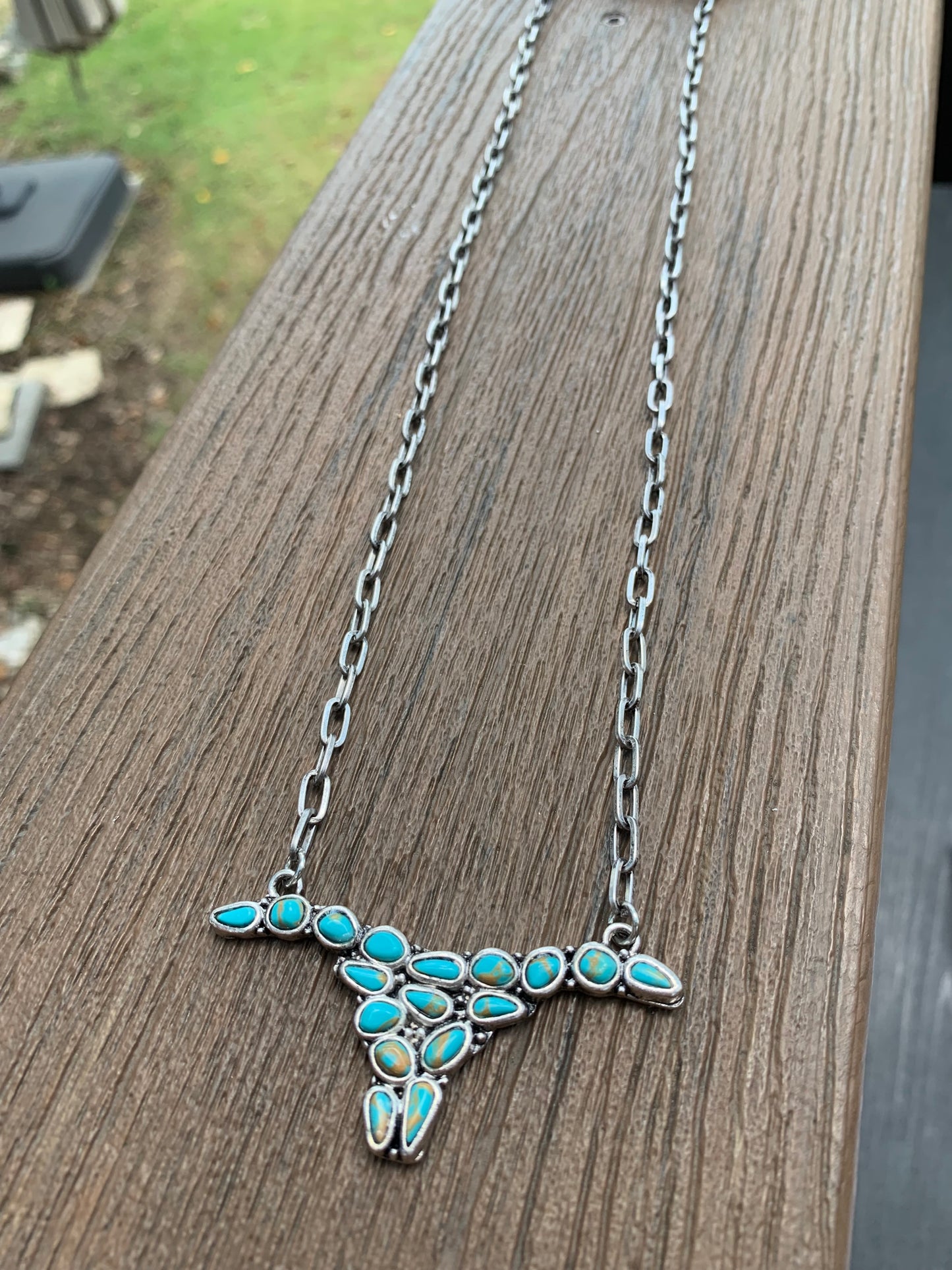 24'' metal chain with  longhorn pendent Necklace