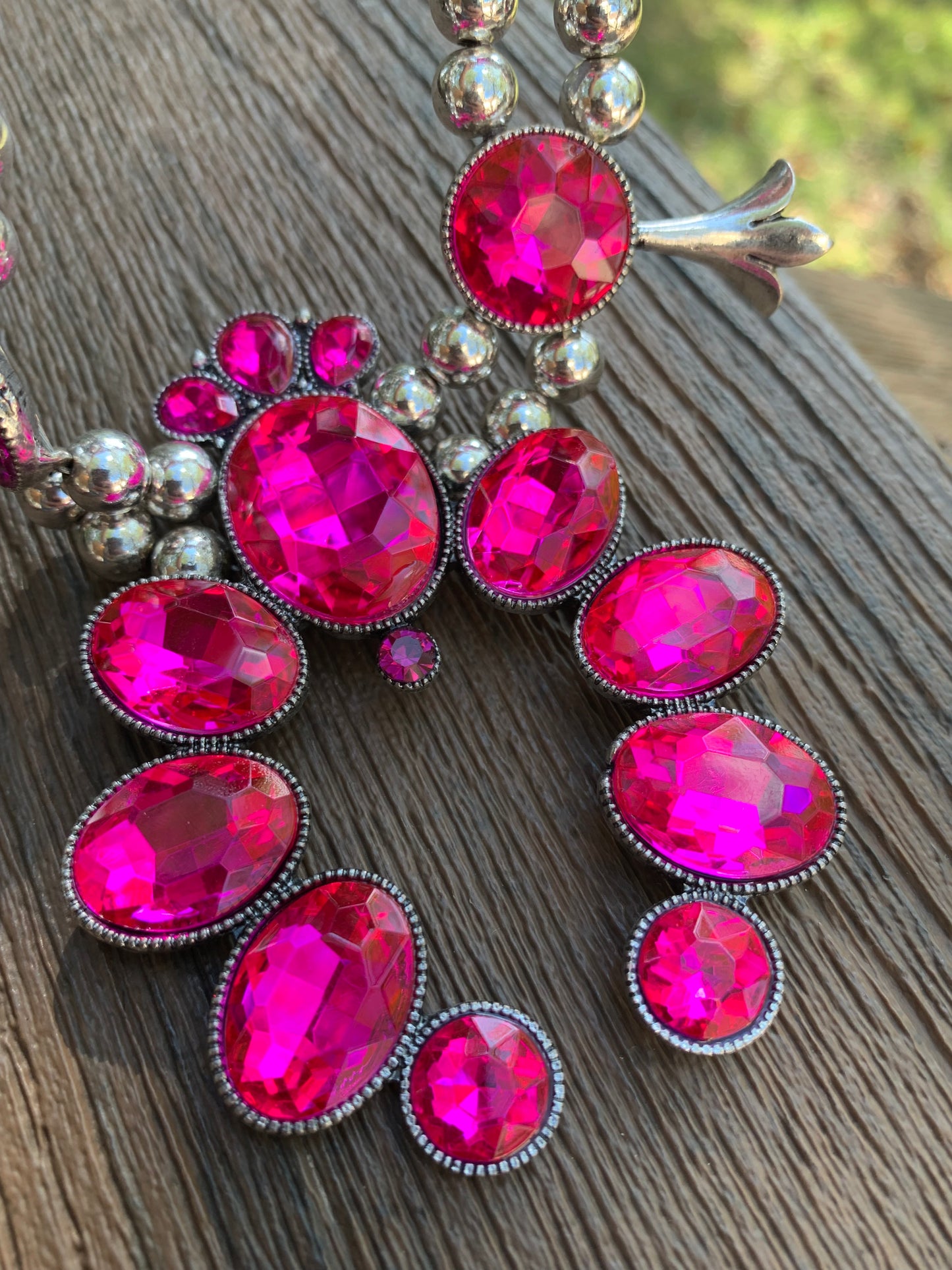 set necklace and earrings