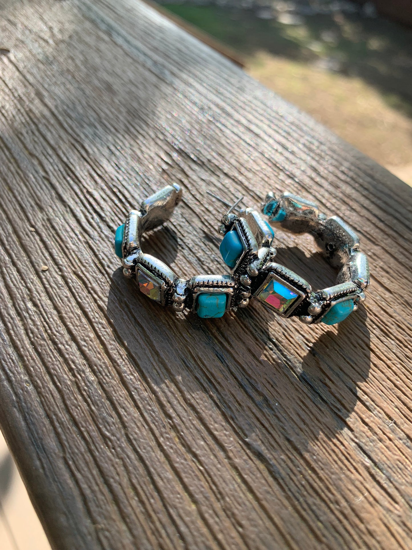 WESTERN GEOMETRIC TURQUOISE WITH RHINESTONE HOOP EARRING